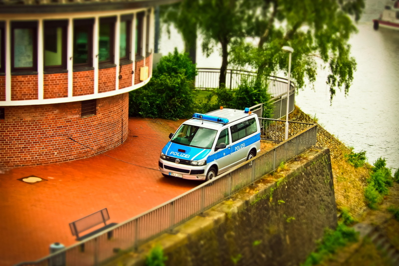 vw, police, car, motor vehicle, selective focus, vehicle, protective, mode of transportation, no people, police Force, day, right, port, help, emergency Services