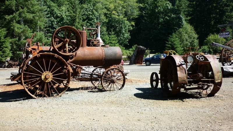 no people, stationary, day, horse cart, disrepair, productive, broken, nature, heap, vintage, rubbish, old, abandoned, steel, junkyard, motor, grain, neglected