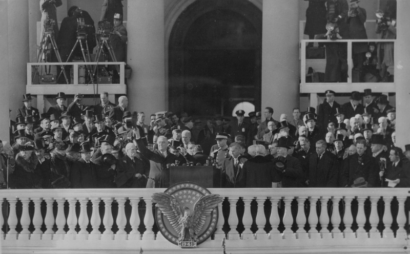 third, franklindroosevelt, built structure, Franklin, real people, standing, Vintage, city, crowd, window, Washington, d, Presidential, franklinmcphersonsquare