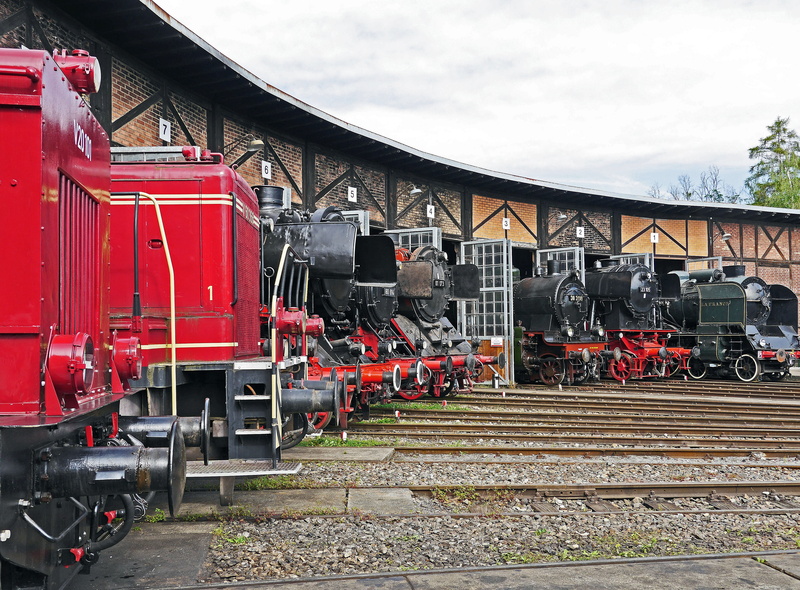exhibition, track, railroad car, museum day, ring lokschuppen, locomotive shed, event, architecture, connection, railway museum heilbronn, rail transportation