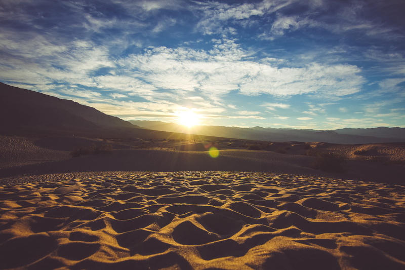 sunbeam, landscape, sky, idyllic, lens flare, bright, tranquility, sand, 4K, light, sunset, environment, arid climate, cloud - sky, usa, desert, california