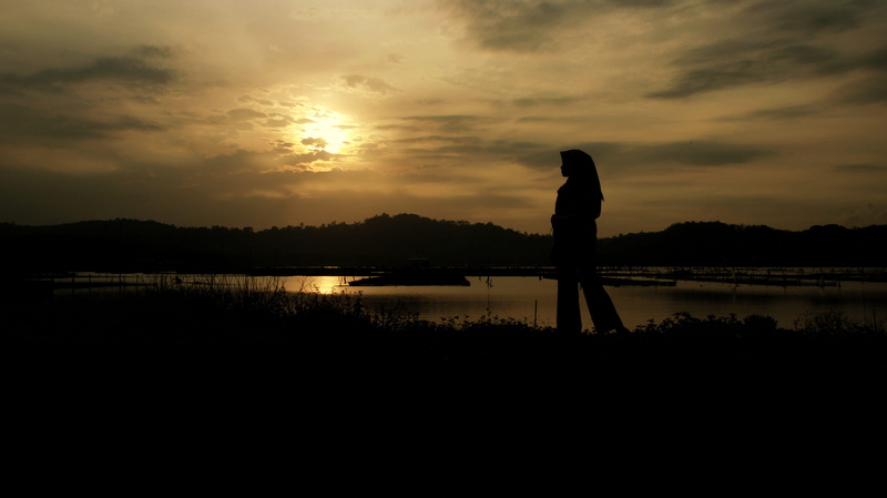 sunset, orange, aesthetic, gold, own, 4K, nature, yogyakarta, one person, real people, lake, outdoors, light rain, self, sky, charm, surakarta, silhouette