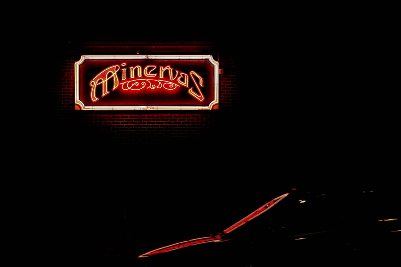illuminated, glowing, red, architecture, minervas, lighting, lighting equipment, united state, neonlight, information, nightlife, copy space, restaurant