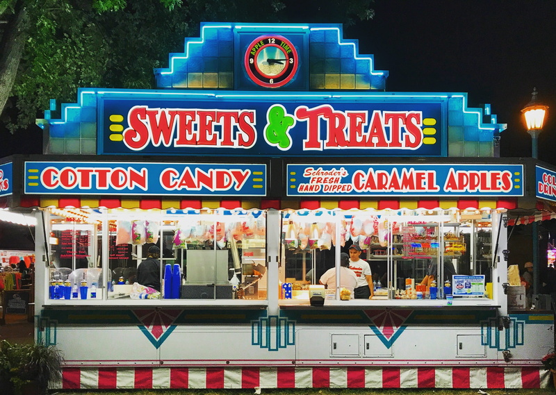 treats, western script, united states, 3818 randall ave, architecture, lighted, falcon heights, no people, shopping, multi colored, store, stall, city
