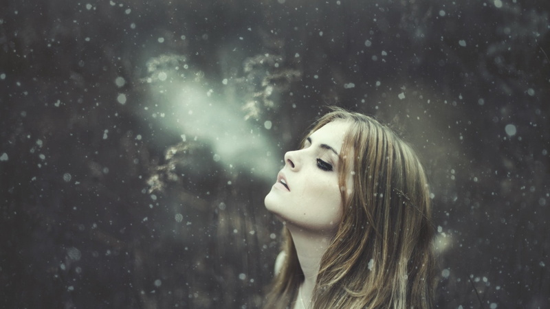 women outdoors, women, eyeliner, winter, brunette, 1080P, snow flakes, snow