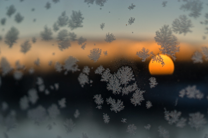 blurred, depth of field, sunset, nature, snow flakes, snow, glass, frost, winter, clouds, 5K, Sun, photography