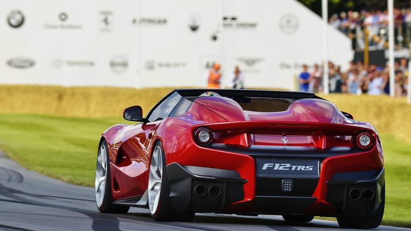 auto racing, focus on foreground, racecar, motor vehicle, red, incidental people, coupe, F12 Berlinetta , 2K, real people, car, number, black, transportation