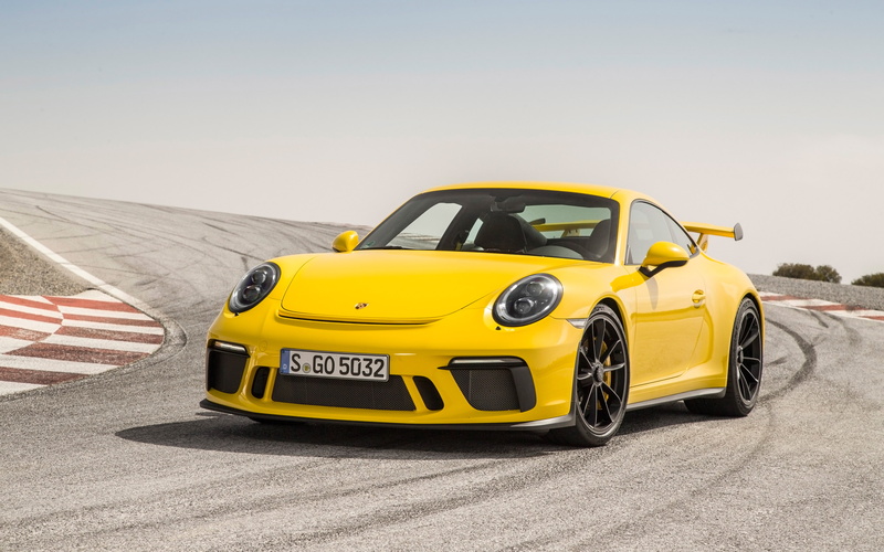 road, 2018, porsche, Racing Yellow, daytime, Porsche 911 GT3, 4K, yellow, 4K