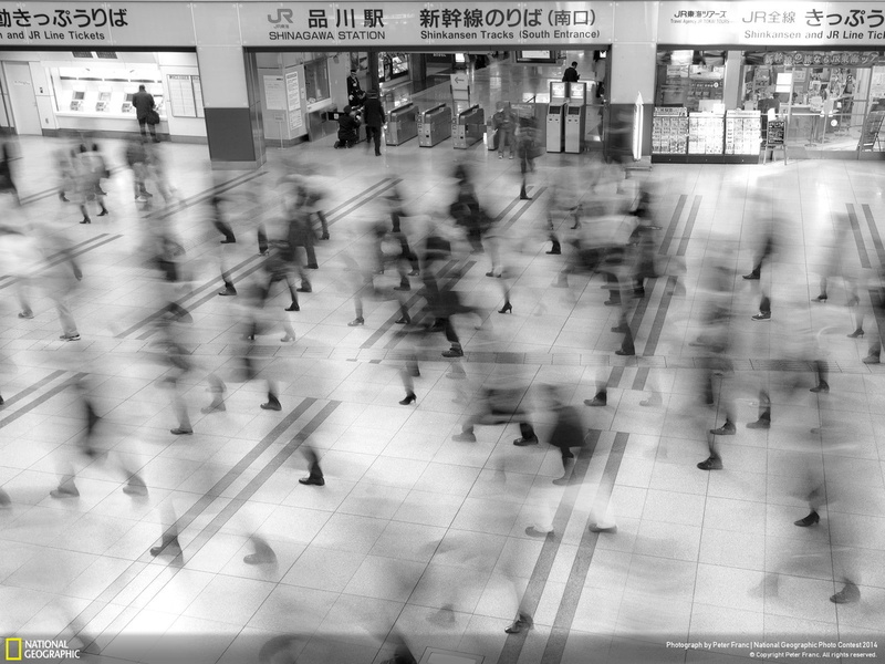 real people, commuter, built structure, motion blur, speed, Japan, crowded, city, lifestyles, large group of people, busy, train station, blurred motion