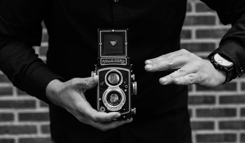 adult, photography, grayscale, men, man, work, taking pictures, photography themes, camera - photographic equipment, tlr, photographing, black, rolleicord