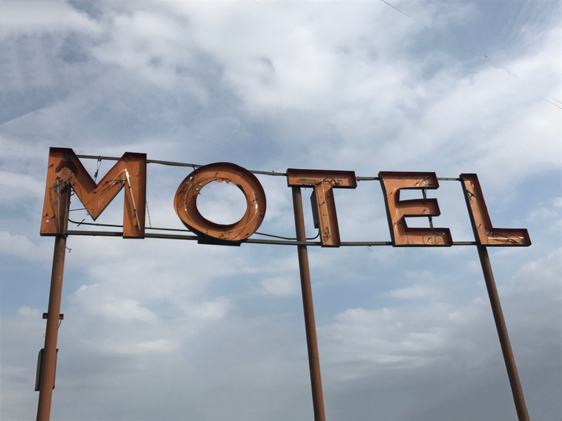 rusty, signboard, old, 4K, sky, no people, communication, signpost, nature, style, western script, metal, outdoors, hotel, architecture, low angle view