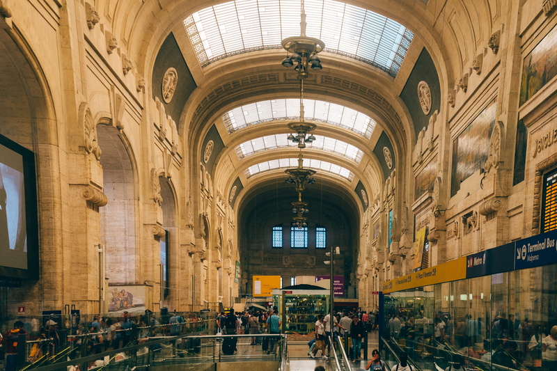 built structure, sign, day, railway, incidental people, arch, tourism, men, tourist, inside, milan, modern, beautiful, people, central, city, building