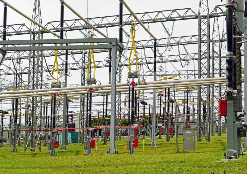 landlines, steel, power supply, bar, green color, land, gray, 4K, conductors, power rails, yellow, rear derailleur, sky, caution, maximum voltage, playground