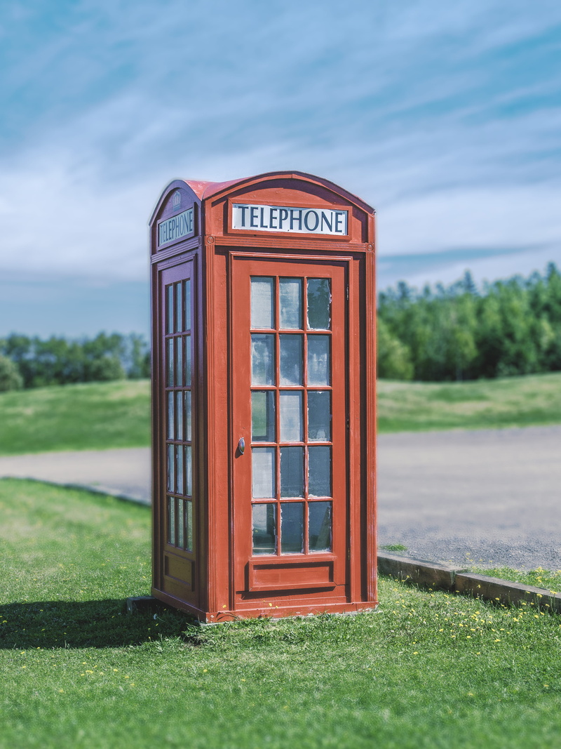 plant, red, english Culture, door, green, telephone Booth, field, 4K, london - England, near, grass, outdoors, communication, telephone box, cloud - sky