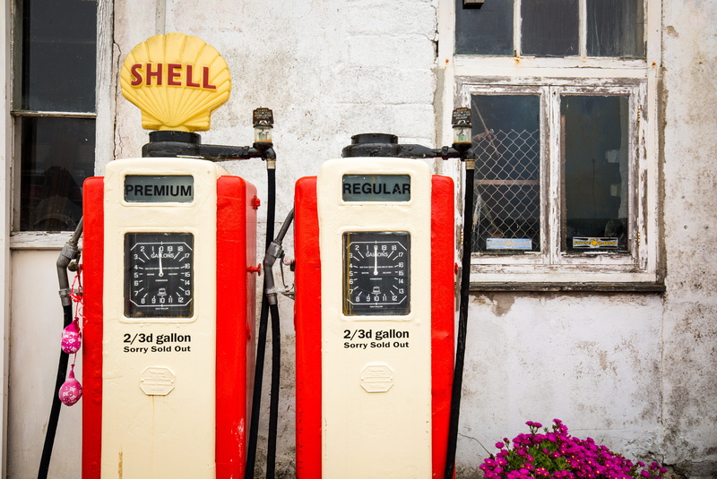 city, text, day, shell, station, gas, security, 5K, built structure, flower, building, pump, red, outdoors, wall - building feature, sign, window, vintage