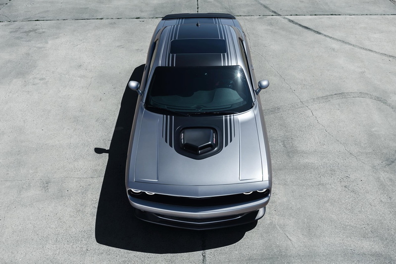 no people, black color, shaker, dodge, challenger, speed, outdoors, transportation, front view, 1080P, stationary, motor vehicle, on the move, modern