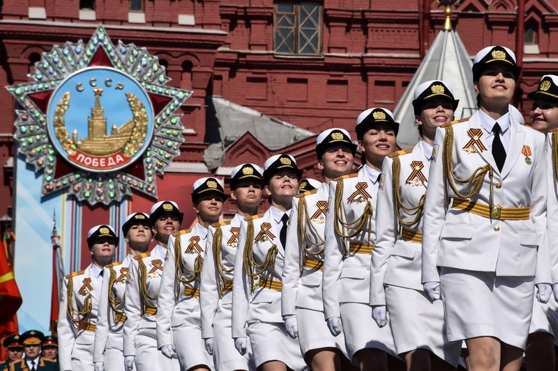 men, crowd, military, built structure, May 9, 4K, uniform, holiday, group of people, traditional clothing, girls, defense, parade, red square, boys, Russia