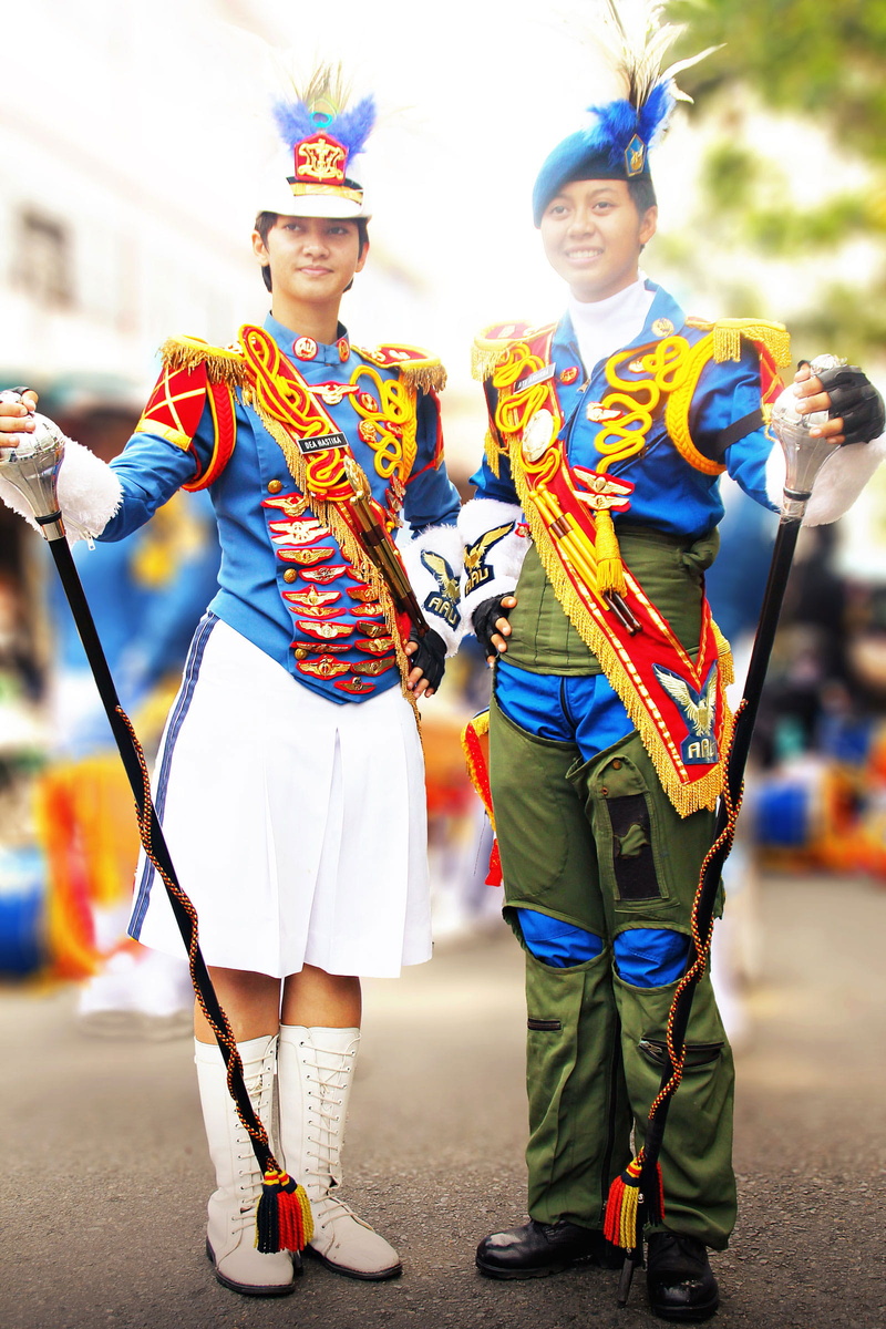 emotion, day, aau, costume, men, airforce, real people, smiling, togetherness, cadet, women, colorful, celebration, focus on foreground, outdoors, looking at camera