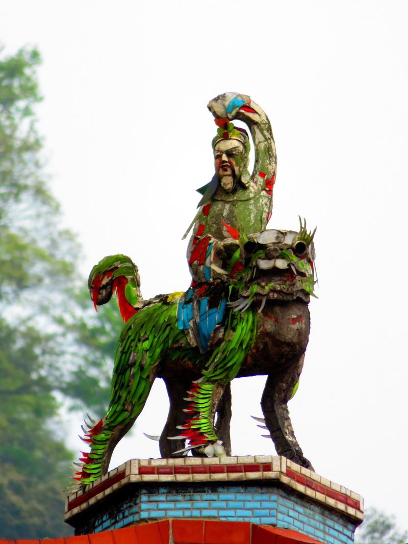 animal, art and craft, ornate, day, taoism, no people, 4K, male likeness, statue, place of worship, low angle view, religion, human representation, sculpture