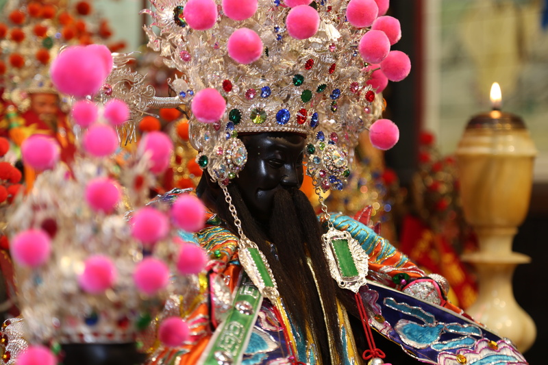 taoism, retail display, craft, representation, idol, business, market, close-up, for sale, figurine, day, small business, store, retail, ford is god, human representation