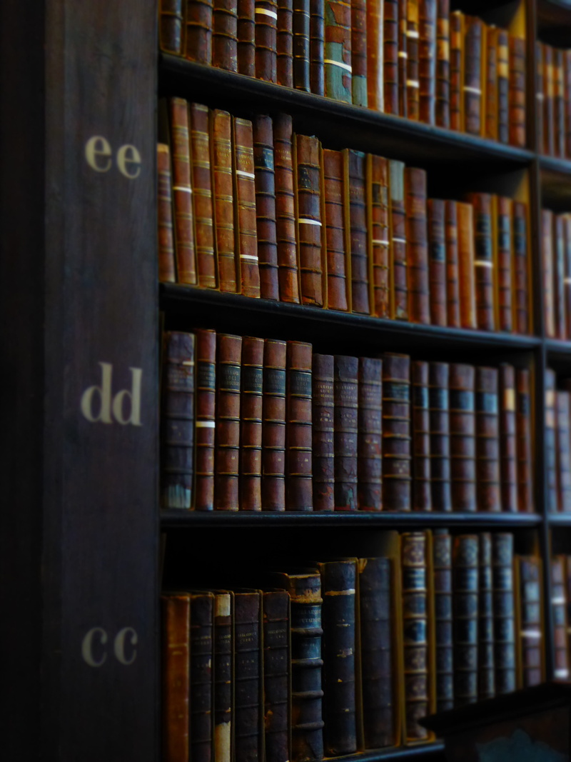 Books, wisdom, in a row, 4K, indoors, research, wood - material, Literature, old, information Medium, hardcover book, university, still life, publication