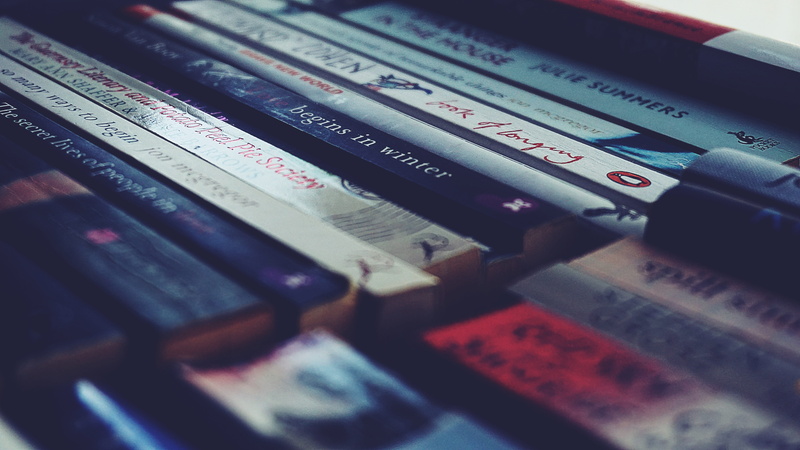 text, books, market, paperback, reading, 5K, large group of objects, group of objects, communication, book, full frame, selective focus, arts culture and entertainment
