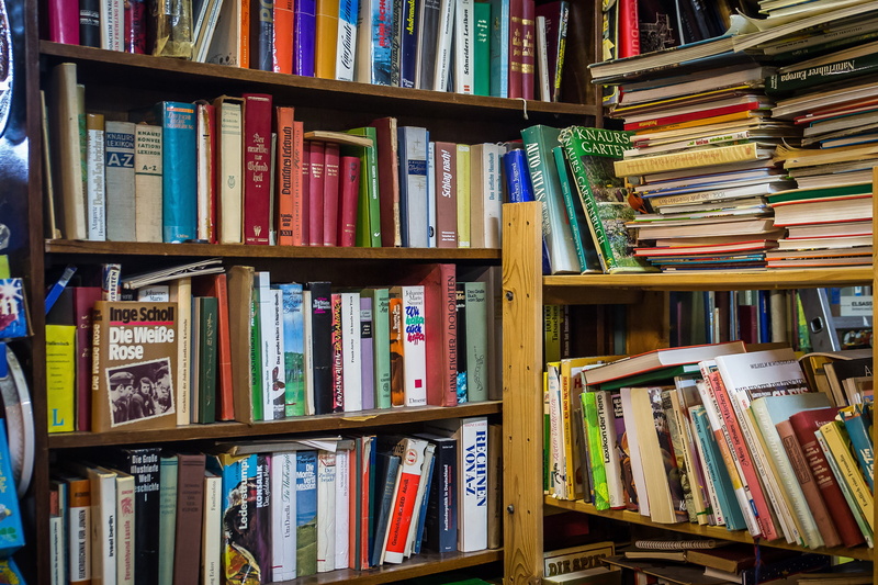 backgrounds, collection, book, no people, literature, browse, still life, arrangement, 4K, large group of objects, choice, publication, full frame, order