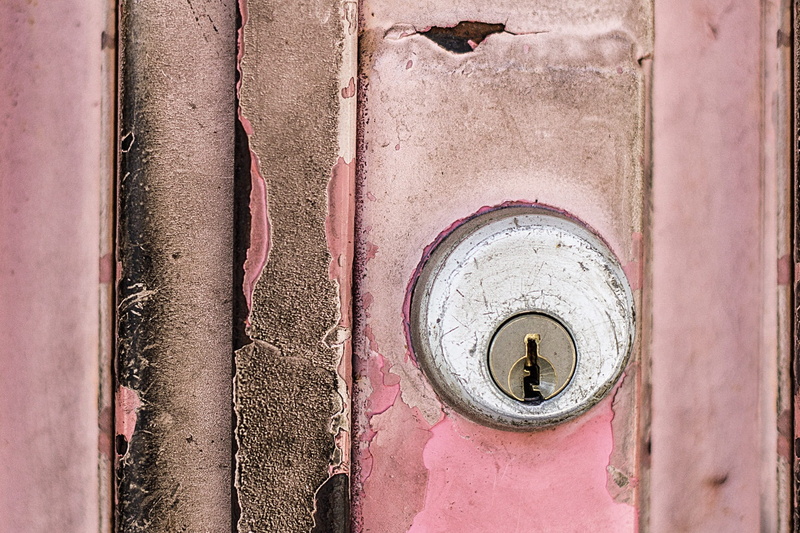 connection, hole, no people, Key, indoors, deadbolt, obsolete, secure, antique, pipe - tube, closed, Hole, pink color, wall - building feature, key, lock