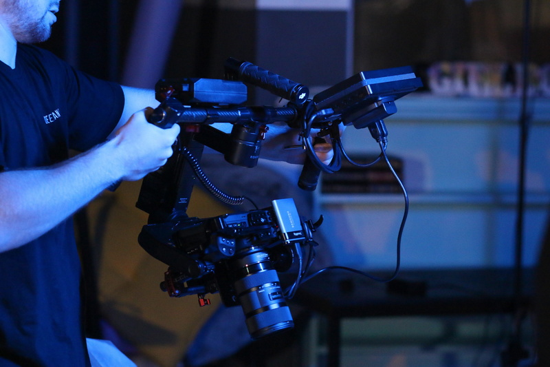 human hand, machinery, finger, tripod, focus on foreground, electronics, occupation, lcd screen, one person, tire, camera operator, bird, microscope, 5K