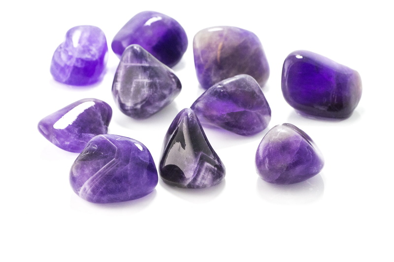 wealth, natural, stone - object, pebble, 5K, mineral, still life, precious gem, gemstone, healing, trumlad, amethyst, stone, group of objects, indoors
