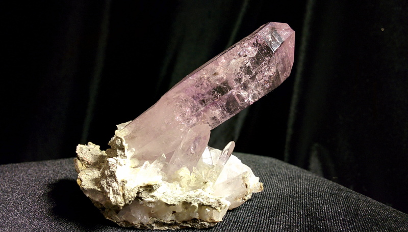 textured, nature, close-up, 2K, social issues, black background, mineral, studio shot, gemstone, geology, food and drink, no people, mexico, amethyst