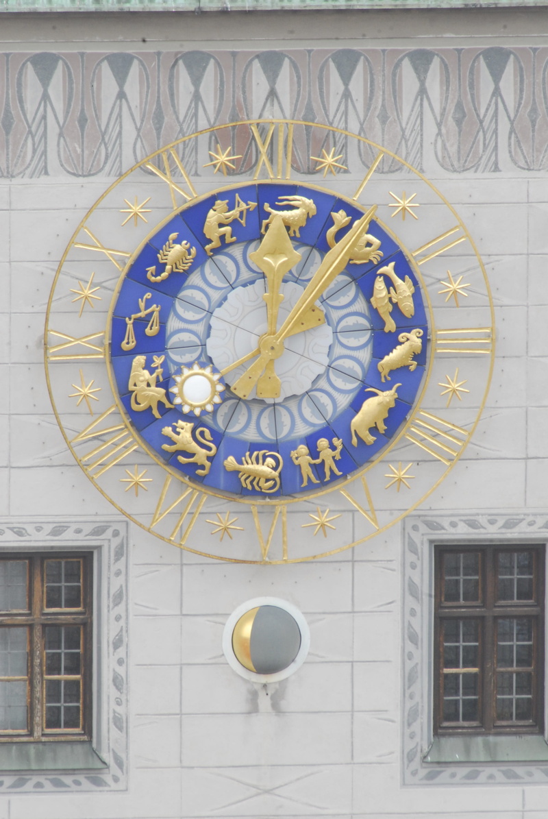 decoration, ornate, zodiac sign, munich, 4K, circle, no people, within, wall - building feature, minute hand, day, gold, creativity, representation, clock