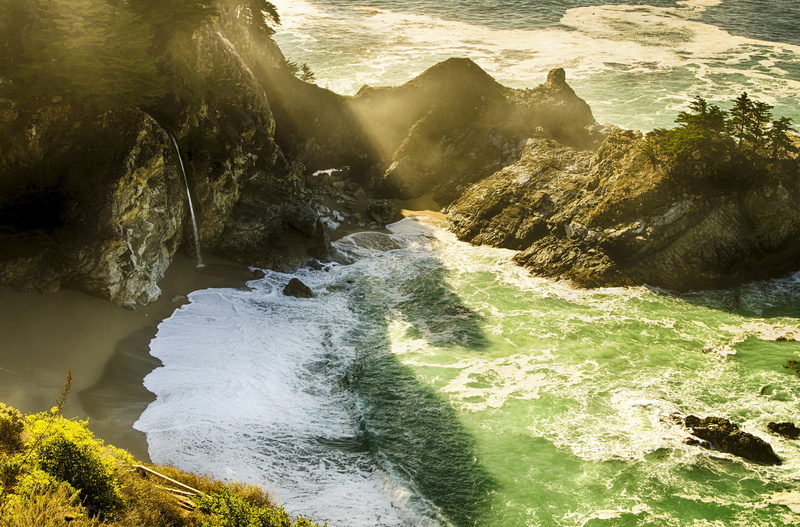flowing, Monterey County, aquatic sport, beauty in nature, water, beach, rock - object, outdoors, Mcway Falls, solid, 1080P, nature, day, waterfall, sport
