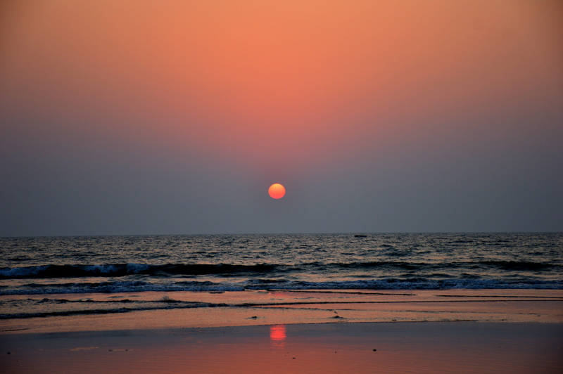 sun, idyllic, orange color, landscape, orange, sky, coast, water, outdoors, tranquility, non-urban scene, 4K, horizon over water, vacation, no people