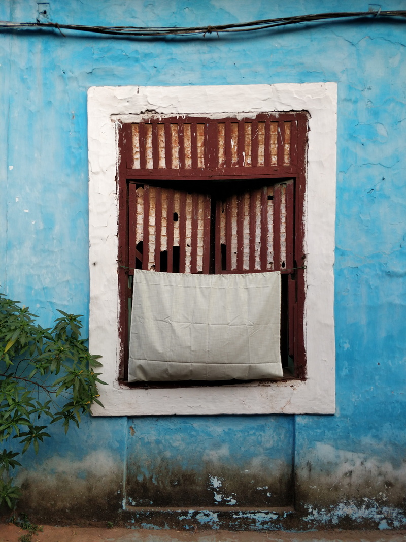 4K, metal, white, closed, no people, textile, built structure, curtain, architecture, residential district, houses, day, outdoors, wall, wall - building feature