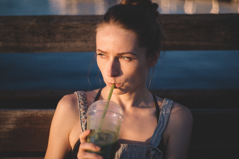 young women, fitness, girl, beautiful woman, contemplation, headshot, food and drink, women, portrait, 5K, woman, food, drinking, happy, juice, energy
