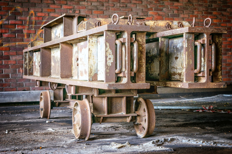 Lost, wheel, traffic, steel, wall, Mining, 5K, wall - building feature, street, old, wood - material, built structure, bill, mode of transportation, mine