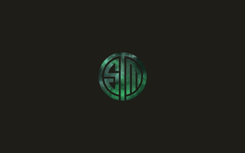 single object, geometric shape, Cs go, Logo, Team solomid, dark, green light, close-up, circle, light, shape, glowing, no people, copy space, illuminated