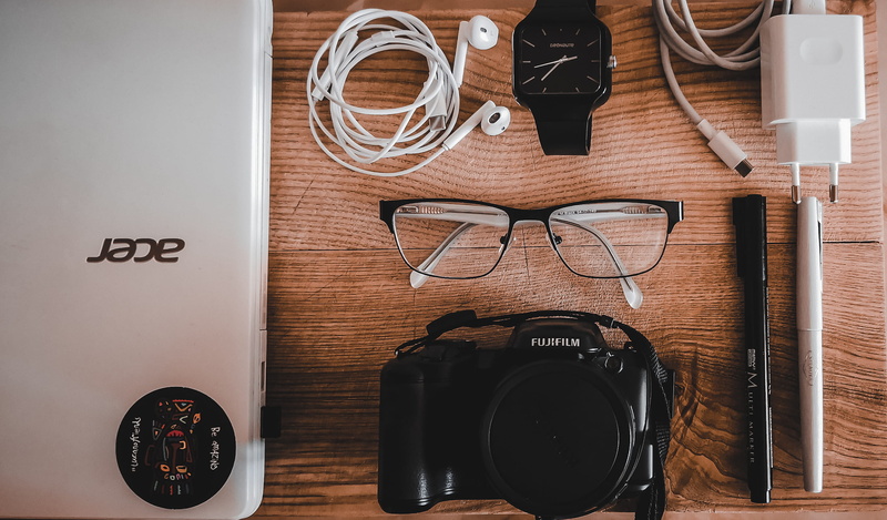 united states, brand, high angle view, technology, accessory, clean, still life, basic, glasses, communication, accessories, indoors, camera, wood, close-up