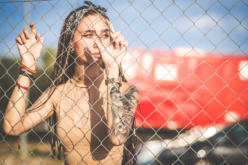 1080P, portrait, tattoo, dreadlocks, women, women outdoors, depth of field, Braided hair