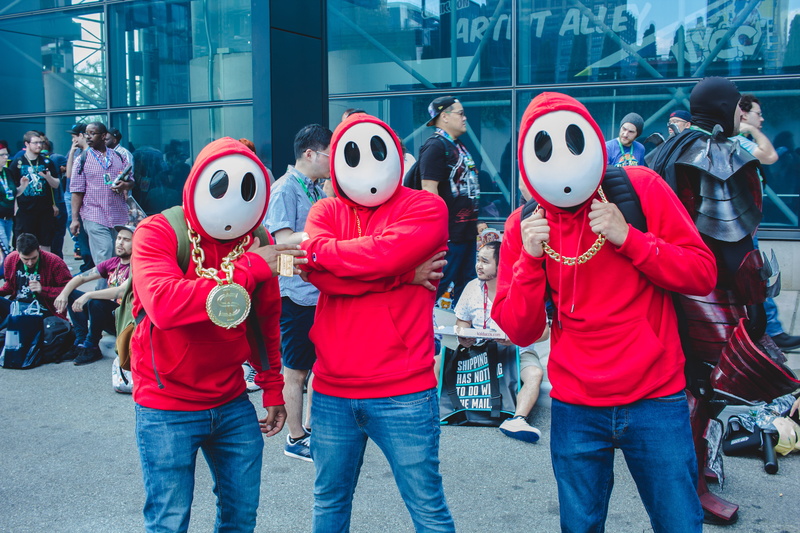 lifestyles, representation, comic con, day, shy guy, built structure, women, three quarter length, outdoors, new york, 5K, men, funny, street, nintendo