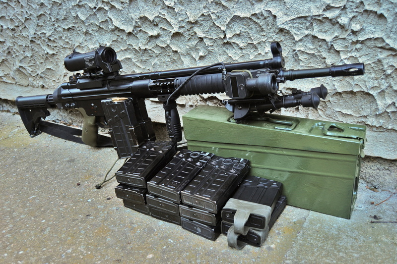 magazine, assault, Heckler andamp; Koch, cannon, army, fighting, government, no people, ammunition, war, green, G3A3, aggression, rifle, lot, weapons