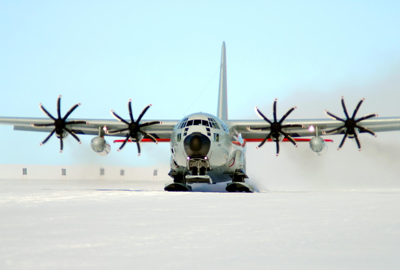 c, c130, aircraft planes, c-130, skis, snow, 1080P, hurcules, lockheed