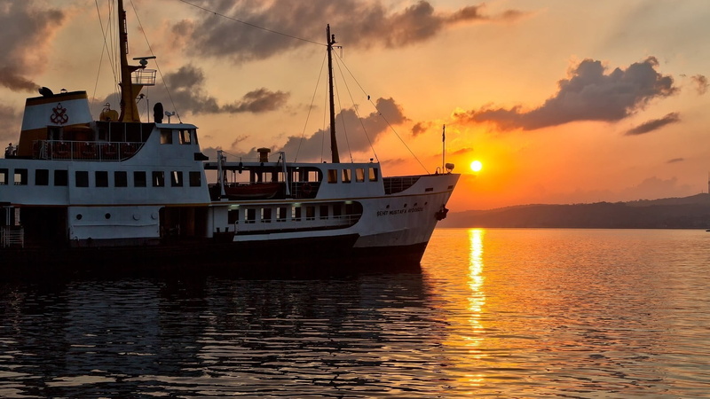 waterfront, yacht, sea, 1080P, no people, beauty in nature, orange color, sailboat, fishing industry, Turkey, cruise ship, nature, sunlight, outdoors