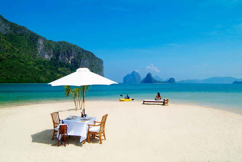 umbrella, Summer, parasol, tranquility, Nature, chair, sand, lounge chair, scenics - nature, outdoors, piece, water, idyllic, 720P, day, beach, land, sunlight