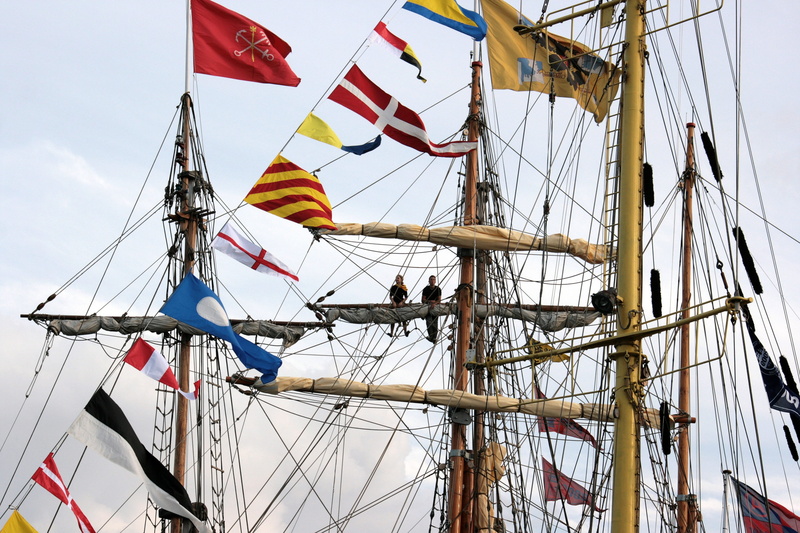 water, 4K, nautical vessel, Gray, sky, yacht, mode of transportation, pirates of the, patriotism, tourism, flag, ship, outdoors, evening, national icon