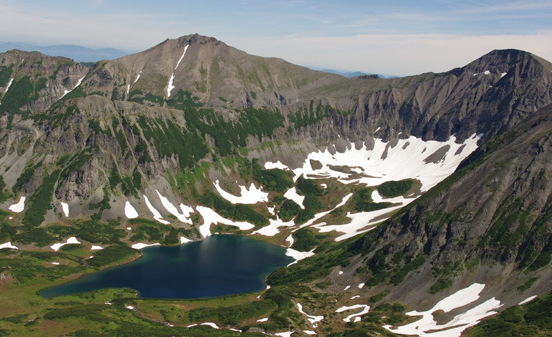 climbing, landscape, mountain peak, lone peak, height, open space, volcano, day, remote, mountain lake, kamchatka, physical geography, non-urban scene
