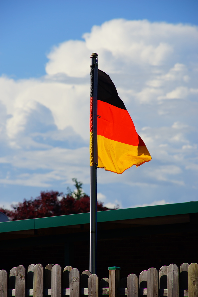 front yard, no people, patriotism, emotion, focus on foreground, national colours, german flag, nature, government, cloud - sky, 5K, built structure, low angle view