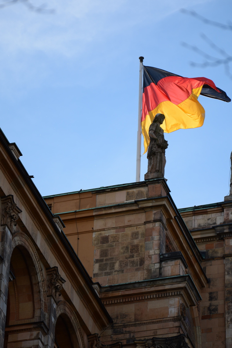 history, Maximilianeum, 4K, Flag, national icon, sky, outdoors, architecture, the past, pride, day, building, low angle view, German, Germany, famous Place