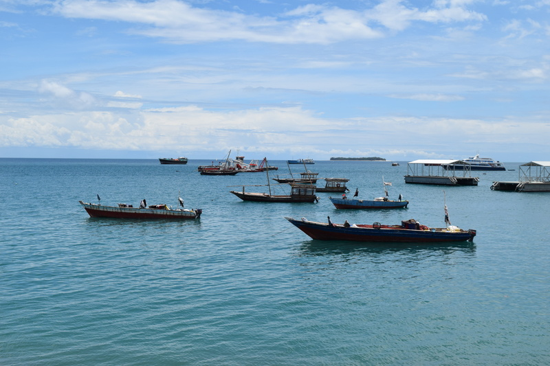horizon over water, nature, outdoors, sailboat, waterfront, sea, boat, fishing boat, cloud - sky, mode of Transport, tranquility, 5K, harbor, no people